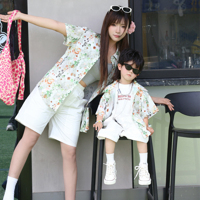 Holiday Look Parent-child Flor - огляд і ціна Plant Parent Shirt